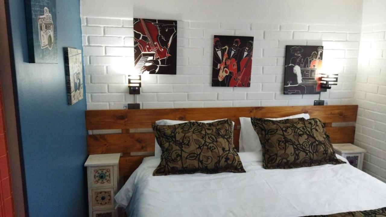 Casa Roble Anejo Bed & Breakfast Santa Cruz Esterno foto
